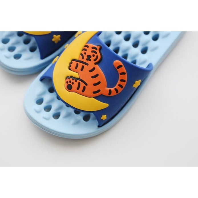 ʜᴀʀᴜᴅᴀɪʟʏ🌙 預購｜헬로고양이 MUZIK TIGER 無職老虎 優質排水防滑成人/兒童浴室拖鞋 親子室內拖鞋-細節圖8