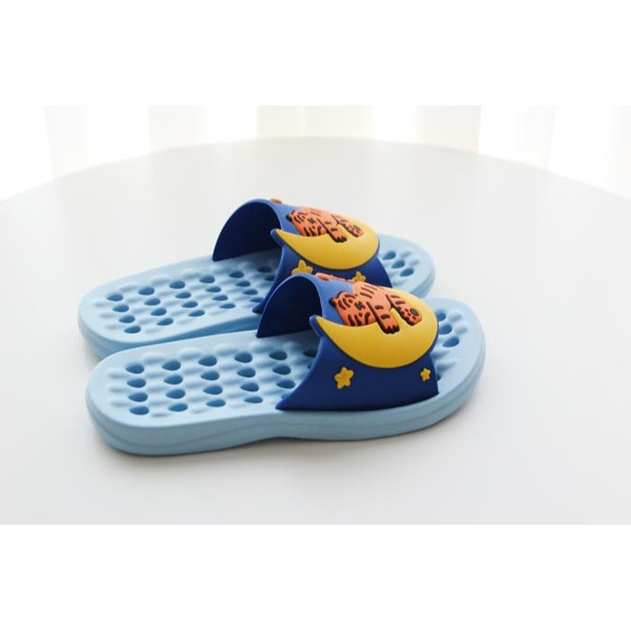 ʜᴀʀᴜᴅᴀɪʟʏ🌙 預購｜헬로고양이 MUZIK TIGER 無職老虎 優質排水防滑成人/兒童浴室拖鞋 親子室內拖鞋-細節圖9