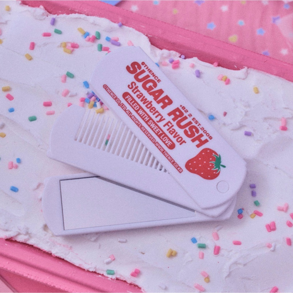 ʜᴀʀᴜᴅᴀɪʟʏ🌙 預購｜THENCE 草莓折疊鏡梳組 草莓隨身鏡梳組-細節圖3