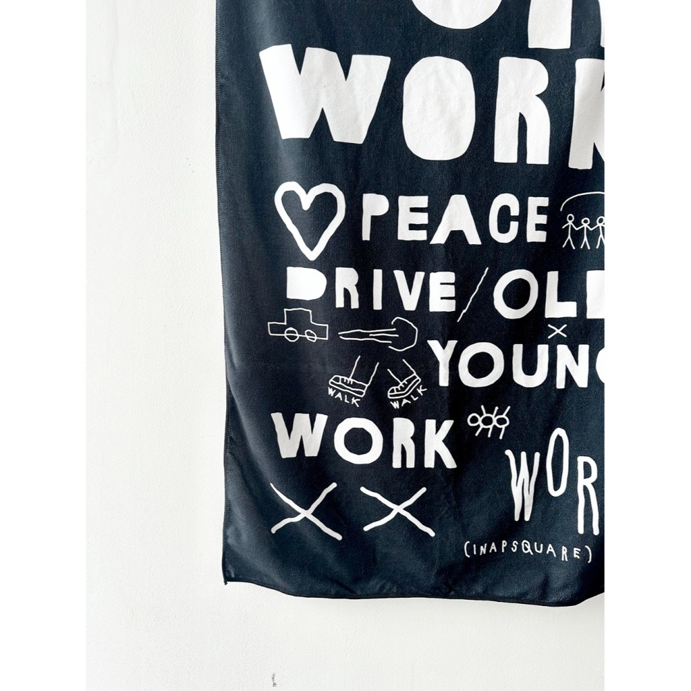 ʜᴀʀᴜᴅᴀɪʟʏ🌙 預購｜insideobject Inapsquare黑白街頭塗鴉風沙灘巾 海灘毛巾 游泳浴巾-細節圖4