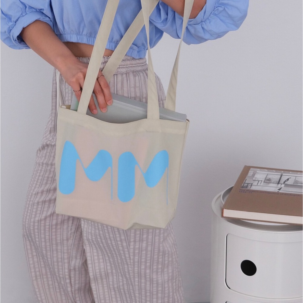 ʜᴀʀᴜᴅᴀɪʟʏ🌙 預購｜韓國文創 mm Tote Bag 夏日色彩托特包 迷你托特包 側背包 側背托特包-規格圖9