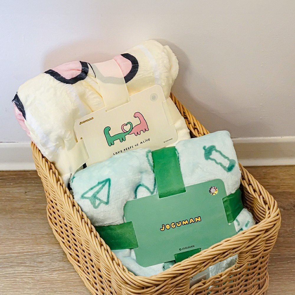 ʜᴀʀᴜᴅᴀɪʟʏ🌙 預購｜Joguman 小脘龍毛毯(愛心款/亂花款) 恐龍小被被 小毯子 棉被 被子-細節圖2