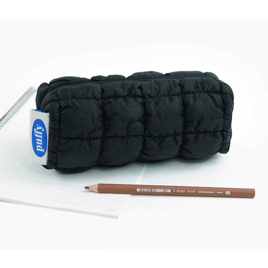 ʜᴀʀᴜᴅᴀɪʟʏ🌙 預購｜韓國文創  PINKFOOT 雲朵衍縫收納包 鉛筆袋 化妝包 萬用收納-細節圖7