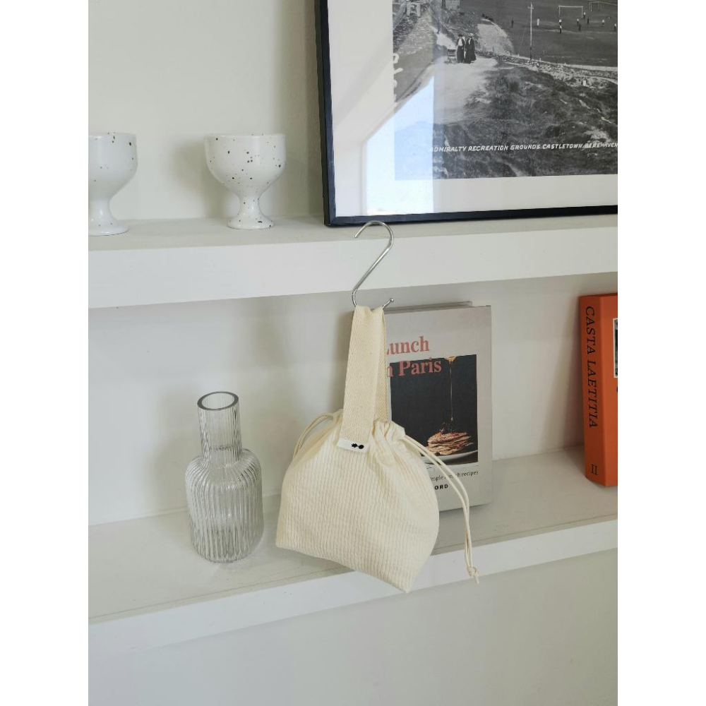 ʜᴀʀᴜᴅᴀɪʟʏ🌙  預購｜fonlz 坑條系列手提束口包 束口袋 腕包 輕便提包 隨身包 旅行收納 共五款-細節圖7