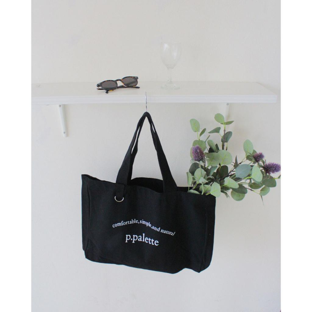 ʜᴀʀᴜᴅᴀɪʟʏ🌙  白色有貨｜p.palette 素面LOGO系列肩背包 側背包 外出包 環保背包 旅行包袋-細節圖5