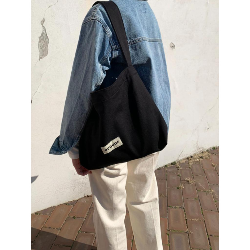 ʜᴀʀᴜᴅᴀɪʟʏ🌙 預購｜ornoor 素色LOGO棉麻肩背包 側背包 外出包 共兩款-細節圖8