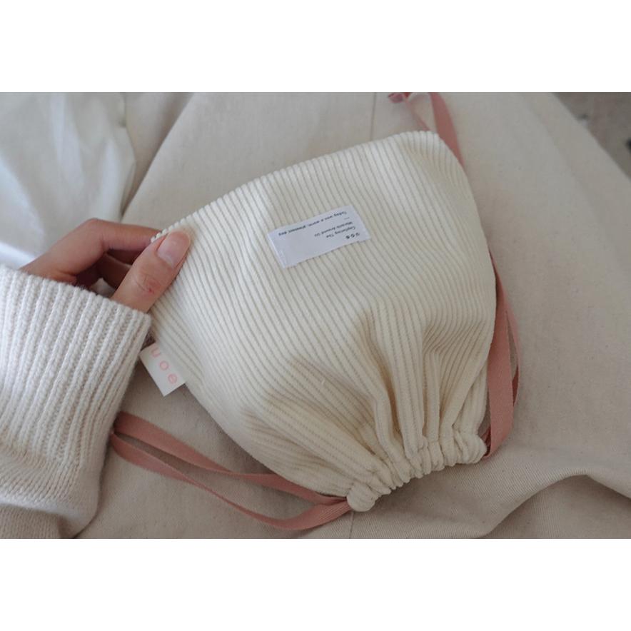 ʜᴀʀᴜᴅᴀɪʟʏ🌙  現貨｜UOE 素面燈心絨系列束口包 束口袋 收納包 旅行收納袋 共三款-細節圖3