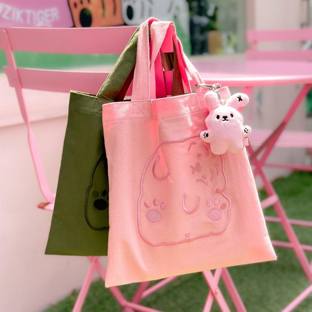 ʜᴀʀᴜᴅᴀɪʟʏ🌙  預購｜muziktiger 刺繡小老虎棉麻側背包 肩背包 外出包 旅行收納 共三款-細節圖6