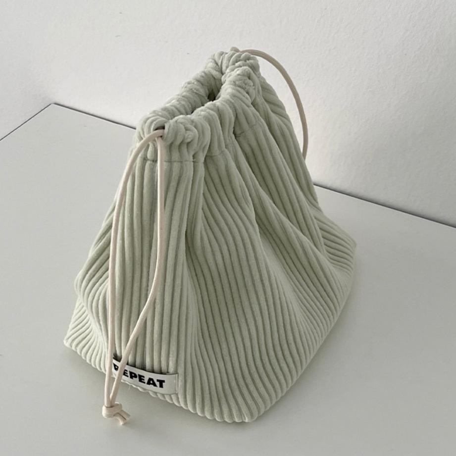 ʜᴀʀᴜᴅᴀɪʟʏ🌙 預購｜Repeat 粗坑條燈芯絨束口袋 粗坑條立體拉鍊收納包-細節圖3