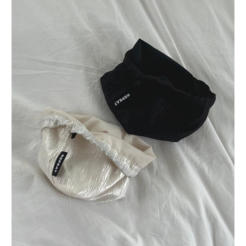 ʜᴀʀᴜᴅᴀɪʟʏ🌙 預購｜REPEAT 亮面皺皺布束口袋 束口收納包 隨身束口袋 小物收納袋 束口袋-細節圖9