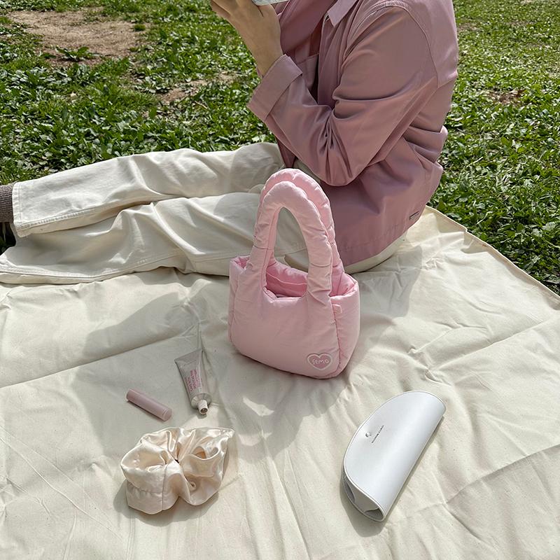 ʜᴀʀᴜᴅᴀɪʟʏ🌙  部分有貨｜secondmorning 素面泡泡手提袋 手提包 輕便提包 迷你手提包 共兩款-細節圖5