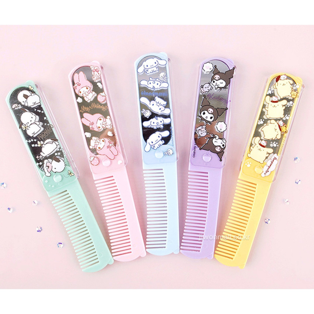 ʜᴀʀᴜᴅᴀɪʟʏ🌙  預購｜Sanrio 凱萊貓 庫洛米 美樂蒂 角色折疊鏡子梳子組 折疊梳 鏡子梳子組-細節圖2