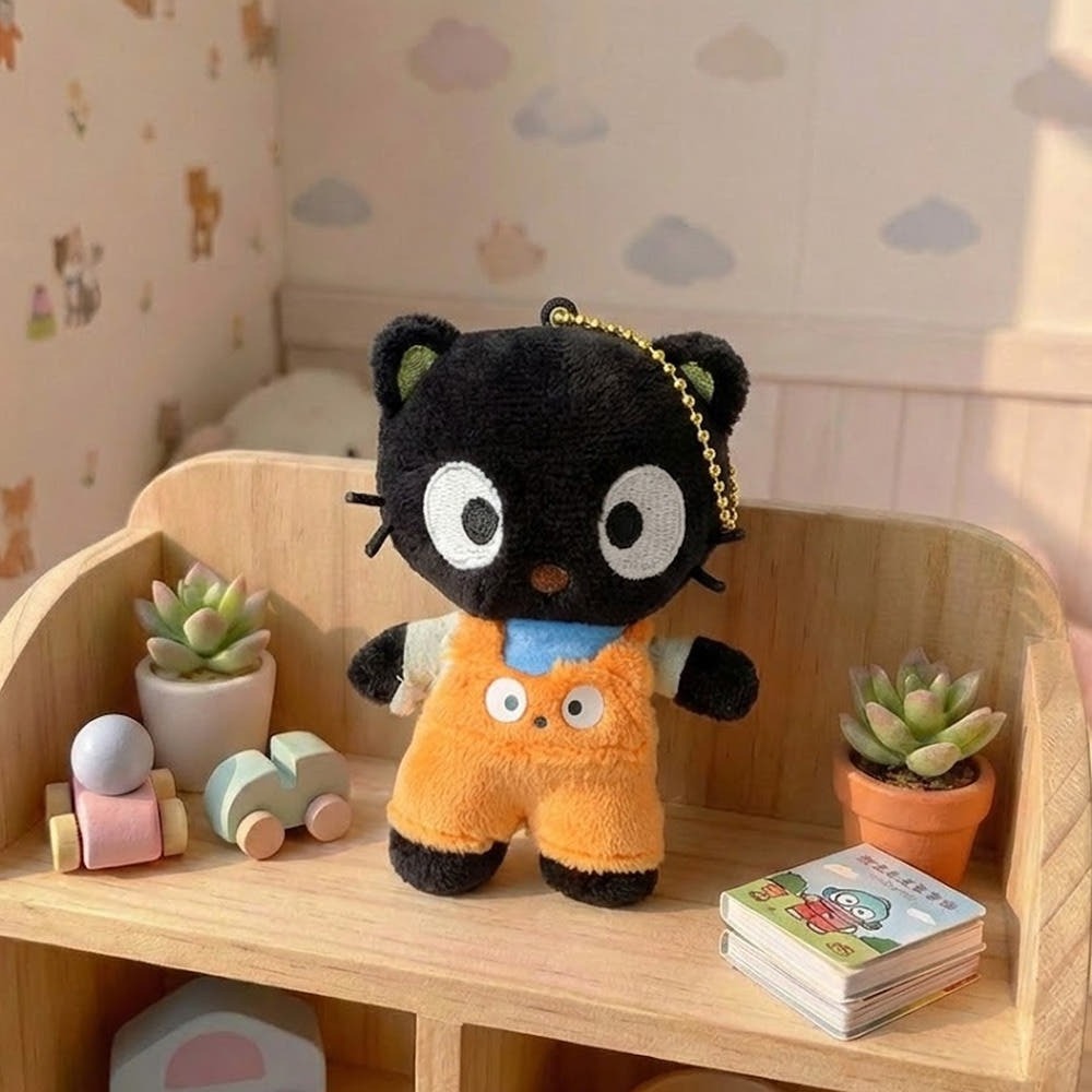 ʜᴀʀᴜᴅᴀɪʟʏ🌙  預購｜Sanrio Doll Keyring 三麗鷗 吊帶褲造型娃娃吊飾  吊帶褲娃娃鑰匙圈-規格圖7