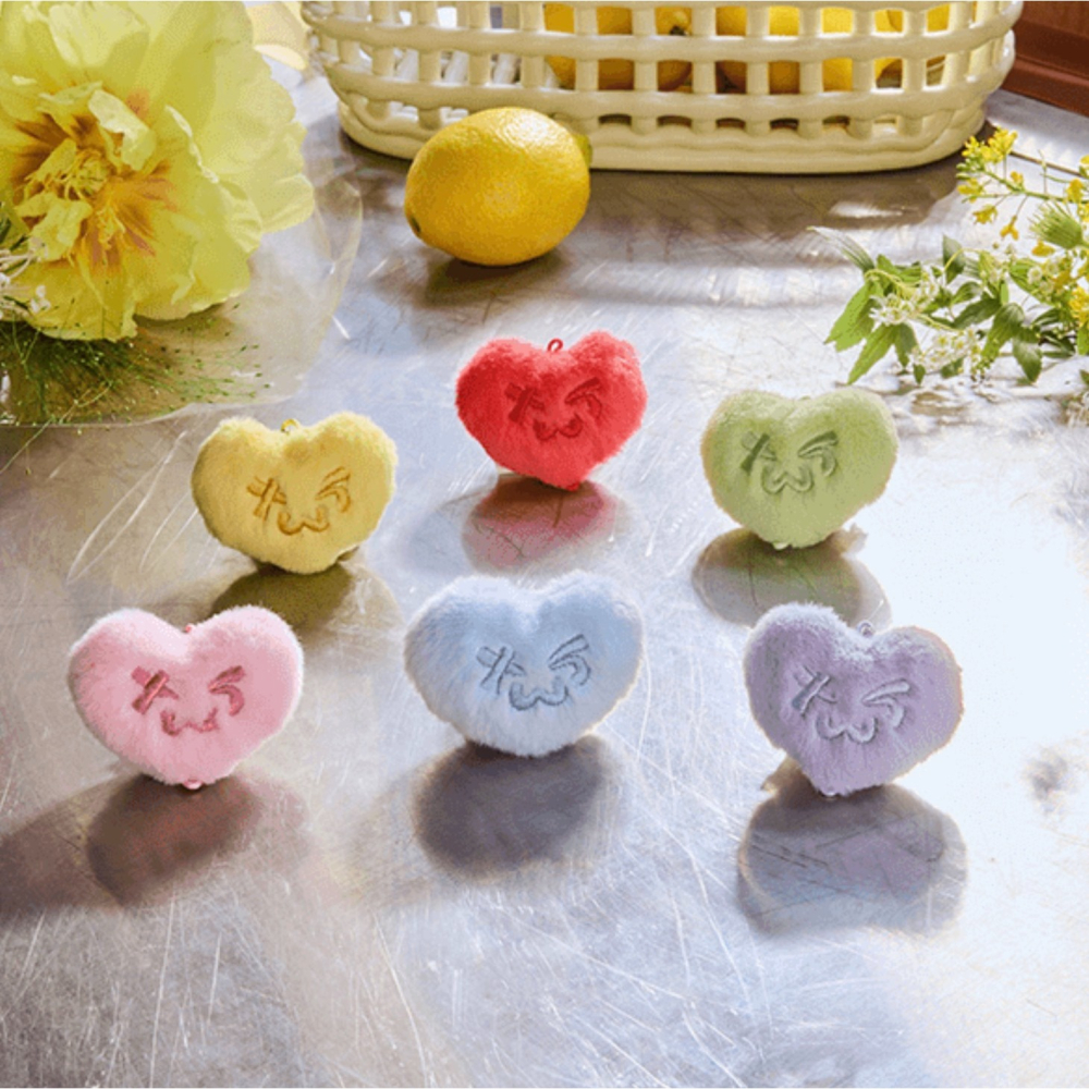 ʜᴀʀᴜᴅᴀɪʟʏ🌙  預購｜TWS Mini Heart Plush TWS彩色愛心吊飾盲抽 隨機發貨-細節圖3
