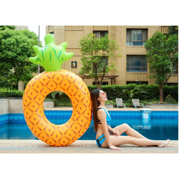 【現貨】歐美爆紅！出國玩水必備！鳳梨泳圈～交換禮物 網紅網美，充氣造型游泳圈 創意造型旅行泳圈 旅遊泳池水上活動海邊必備-細節圖2