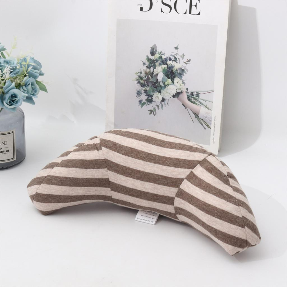 【現貨】無印風格 兒童護頸枕 頭枕 旅行枕 飛機抱枕 午休午睡枕 交換禮物 兒童頸枕 U型枕 車用頸枕 汽車用品-細節圖3