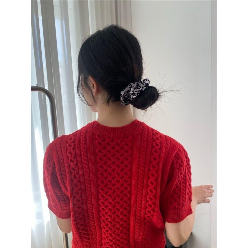 ✨️Korinana🇰🇷正韓東大門代購｜秋冬新品預購｜韓系緞面光感豹紋大腸髮圈(5色)韓國流行髮飾代購 pa-細節圖3