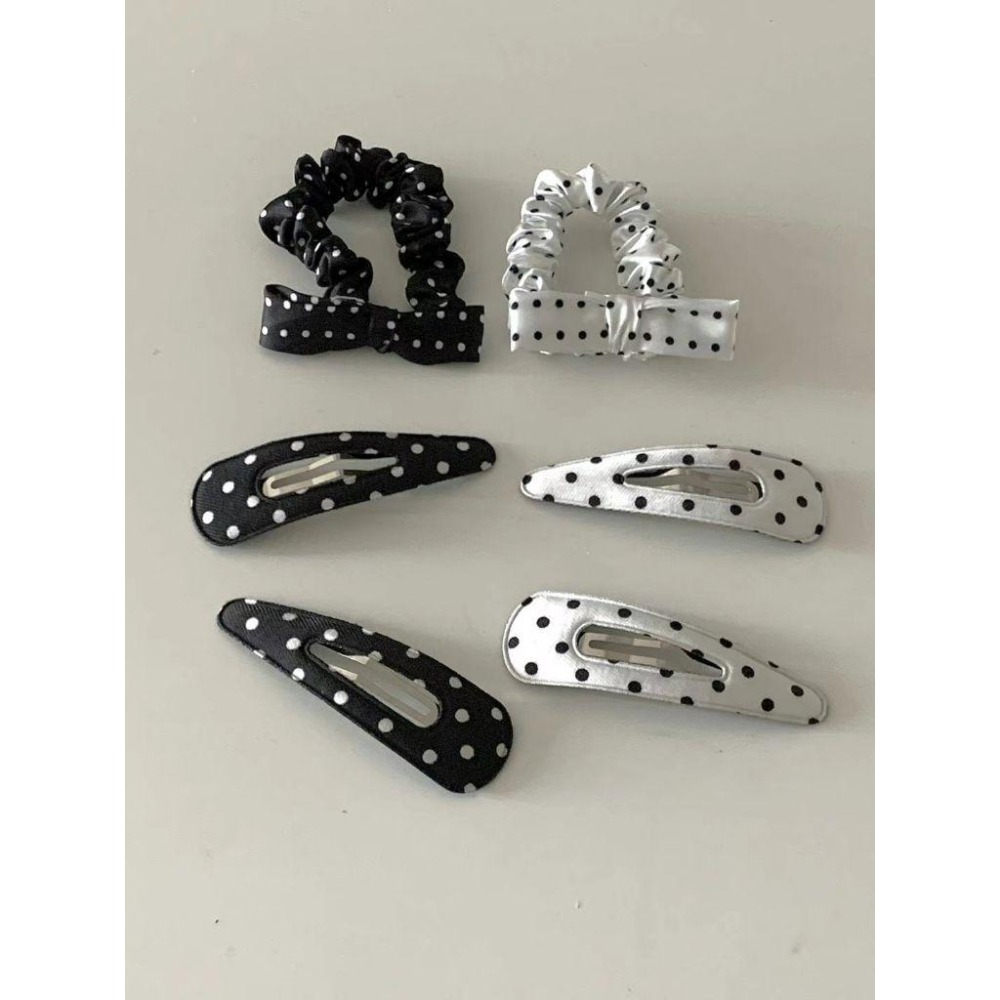 ✨️Korinana🇰🇷正韓東大門Earlobe｜現貨+預購｜波點髮夾 bb夾（白／黑）韓國流行髮飾 ins 溫柔歐膩-細節圖4