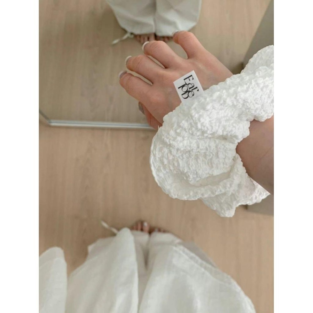 ✨️Korinana🇰🇷正韓東大門Earlobe｜現貨+預購｜百搭皺皺雪紡大腸圈（白／黃／紫／黑）韓國流行髮飾代購-細節圖5