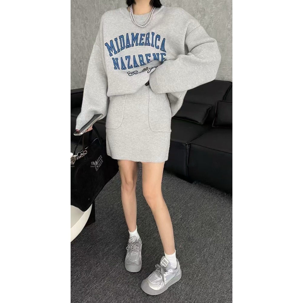 英字毛衣短裙套裝-細節圖6