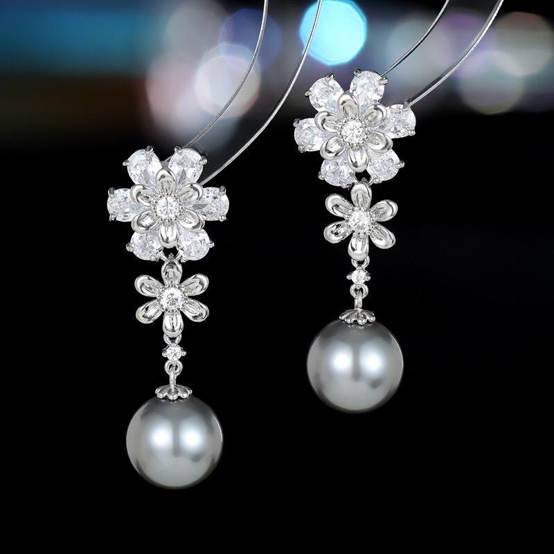 《真愛鍊Cherish》微鑲鋯石花朵貝珠高級耳環 耳針S925銀針 雙花精工鋯石的造型 重工藝精工耳環-細節圖2