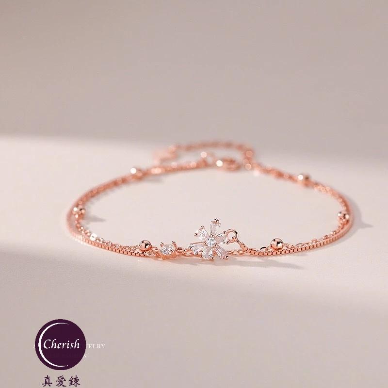《真愛鍊Cherish》S925通體純銀手鍊 雙層鋯石櫻花造型，盒子鍊搭配十字鍊 銀飾銀樓 玫瑰金色-細節圖2