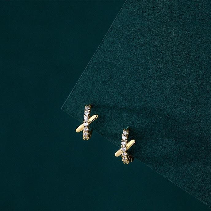 《真愛鍊Cherish 》S925通體純銀耳扣耳環耳圈 X字母微鑲鋯石 耳扣耳圈圈圈耳環 銀樓銀飾-細節圖5