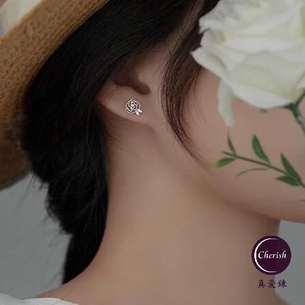 《真愛鍊Cherish 》S999通體足銀純銀耳環 微鑲鋯石山茶花造型鏤空氣質設計 銀樓銀飾-細節圖4