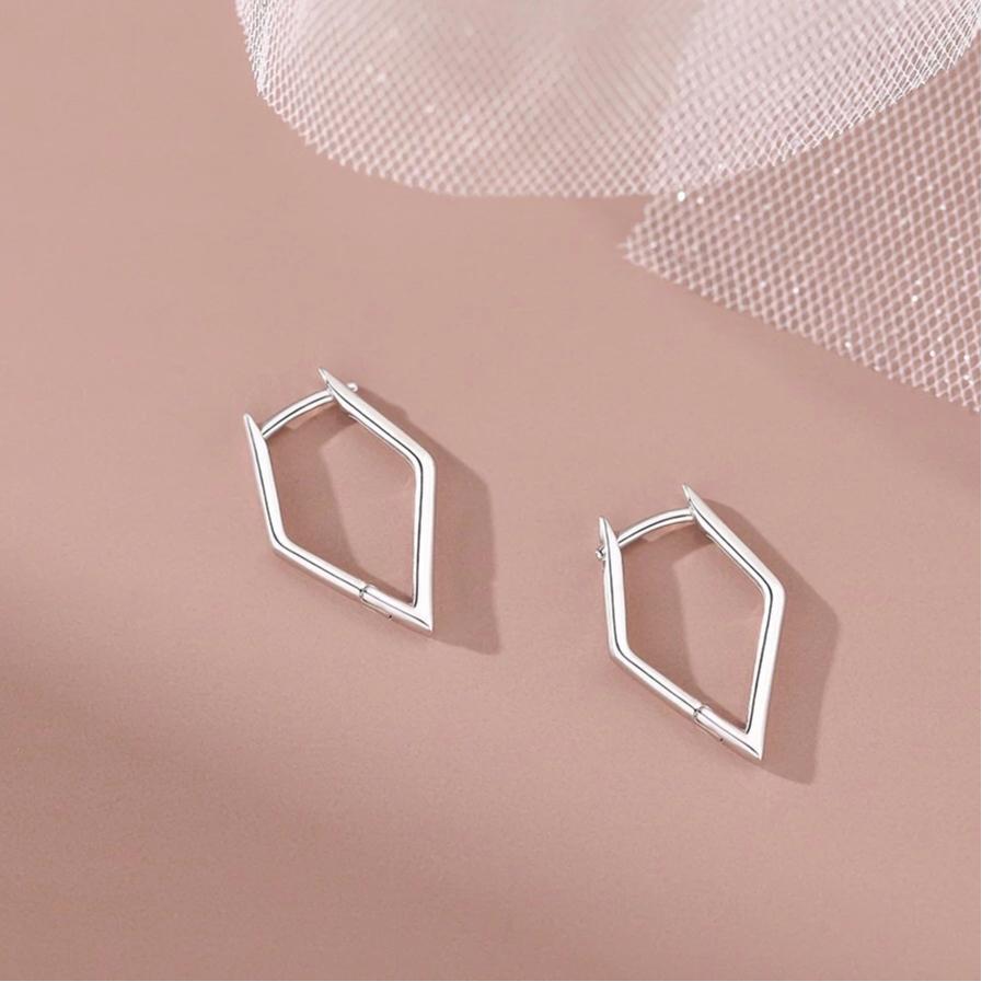 《真愛鍊Cherish 》S925通體純銀耳環 耳圈耳環 耳扣耳環 菱形角度造型 銀樓銀飾-細節圖2