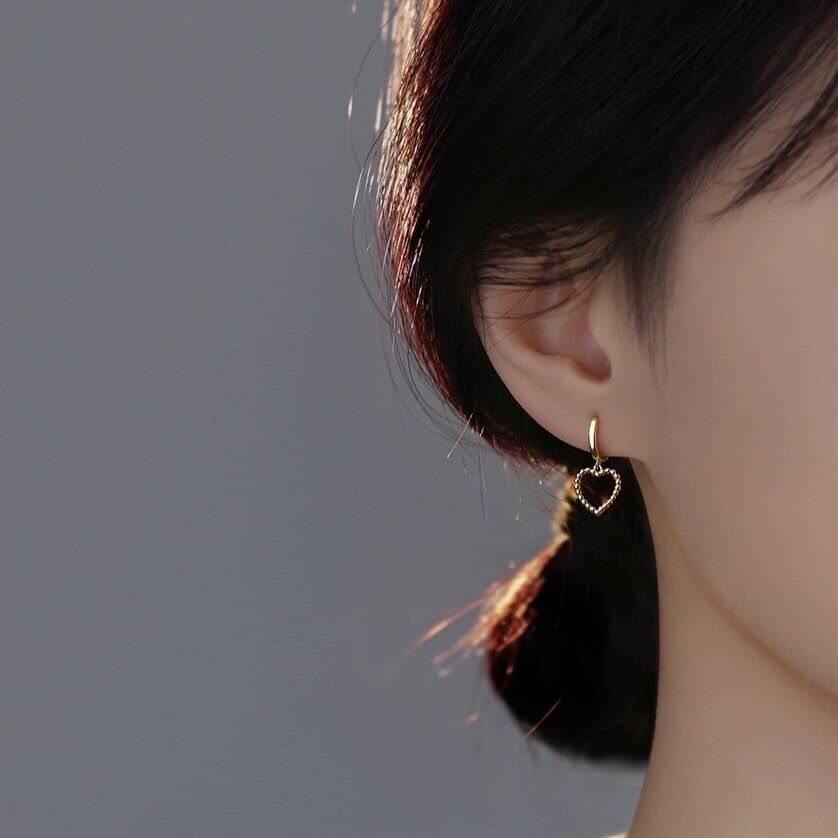 1購買量多可以面交0966728752純銀耳扣不對稱的設計愛心造型可以帶著洗澡和睡覺-細節圖4