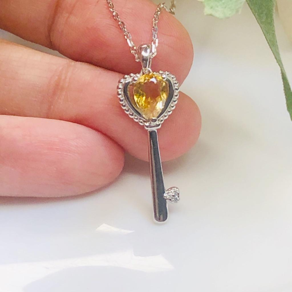 《真愛鍊Cherish 》天然黃水晶S925通體純銀項鍊 鑰匙的樣式梨形角度黃水晶 花式切割珠寶 寶石 天然寶石-細節圖5