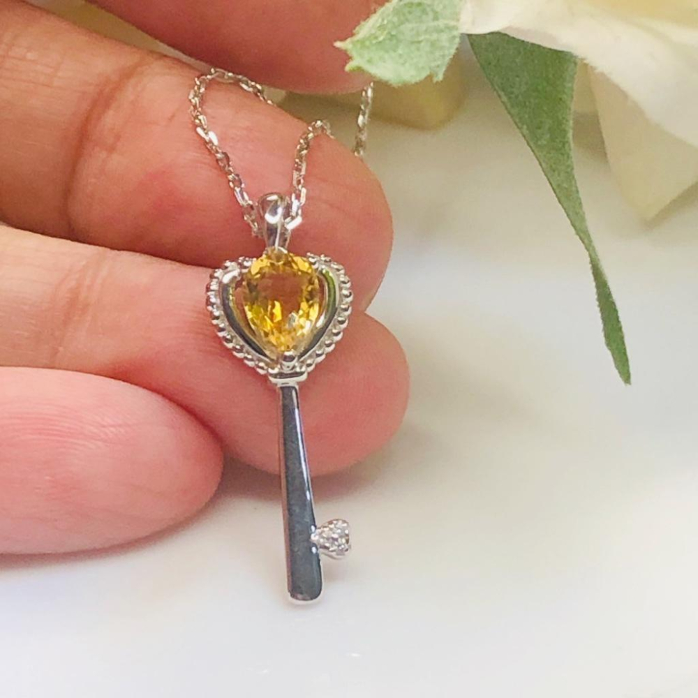 《真愛鍊Cherish 》天然黃水晶S925通體純銀項鍊 鑰匙的樣式梨形角度黃水晶 花式切割珠寶 寶石 天然寶石-細節圖7