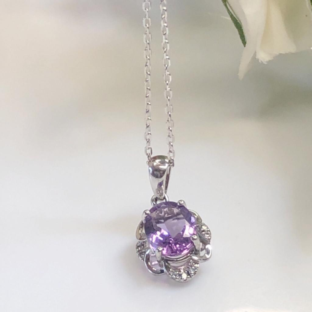 《真愛鍊Cherish 》天然紫水晶S925通體純銀項鍊 微鑲花朵設計 珠寶 有色寶石 天然寶石 天然紫水晶-細節圖4