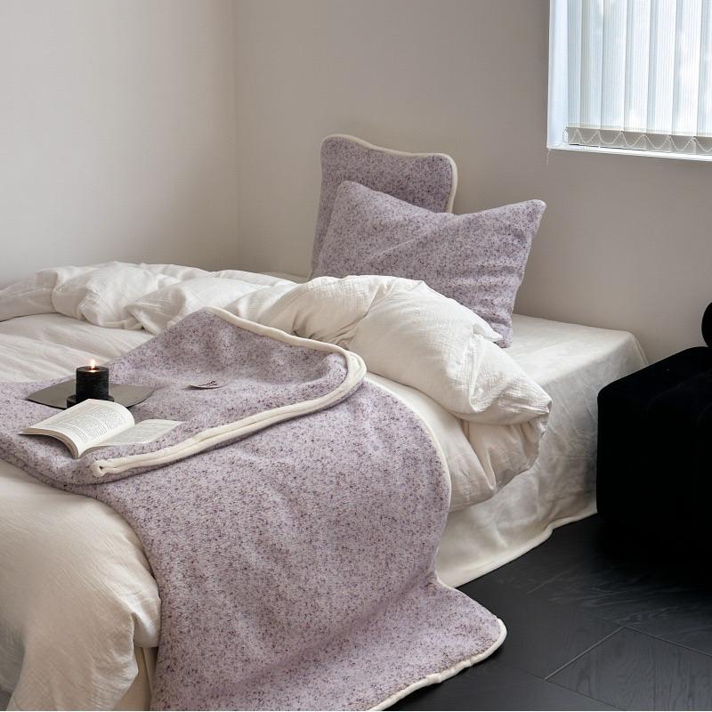 ｜𝕎𝕚𝕟𝕟𝕚𝕖溫妮｜藍莓奶昔🫐羊駝絨毛毯 冬季保暖毯子 雙人毛毯 雙人加大毛毯-細節圖4