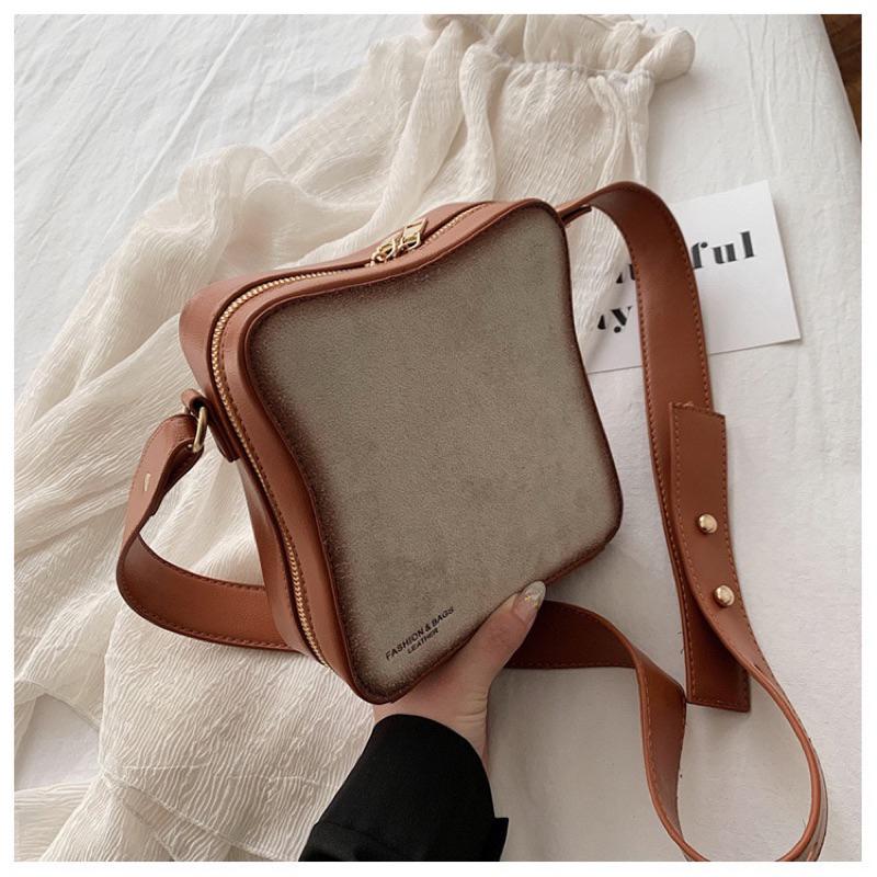 ｜𝕎𝕚𝕟𝕟𝕚𝕖溫妮｜ 現貨！吐司斜背包🍞可愛斜背包 大容量斜背包 創意斜背包-細節圖2