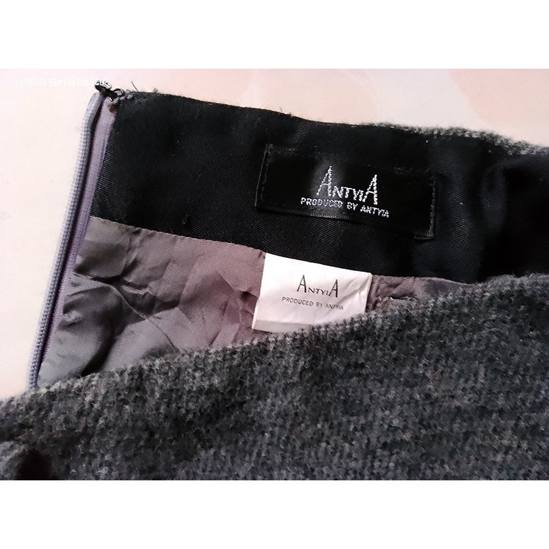 外刷毛 黑色短裙-細節圖2