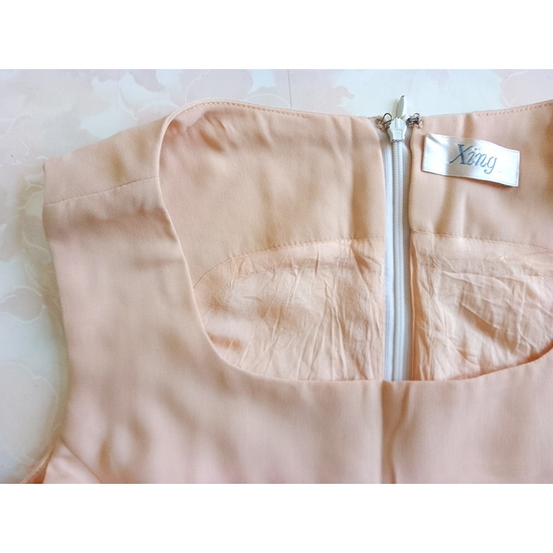 春裝 無袖素色連身裙-細節圖3