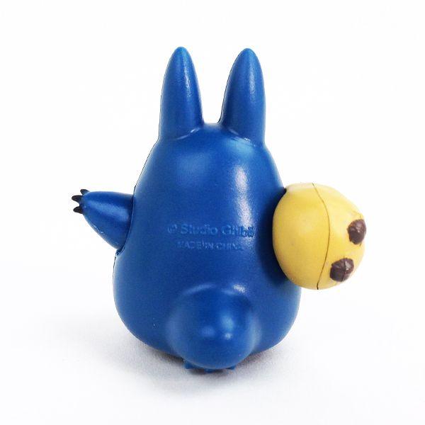 【現貨】日本 宮崎駿 吉卜力《 扛橡子的龍貓 》  龍貓 豆豆龍 迴力車 玩具 擺飾 龍貓公車-細節圖5