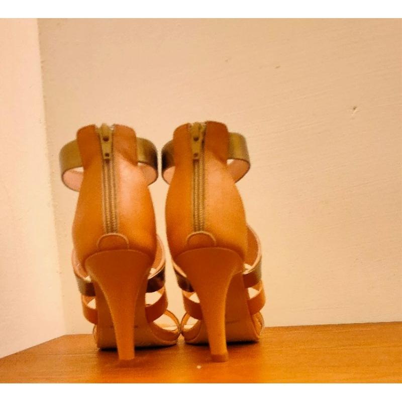 aso/effic牛皮高跟羅馬鞋$990九成新-細節圖3