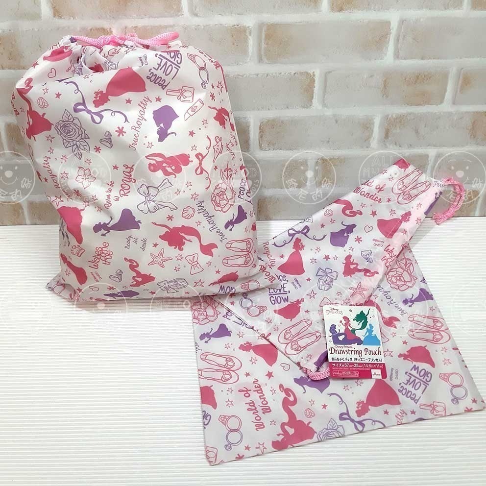 迪士尼 束口袋 正版 公主 玩具總動員 米奇 收納袋 化妝袋 日本大創 A款 ALL.MY GOD-細節圖2