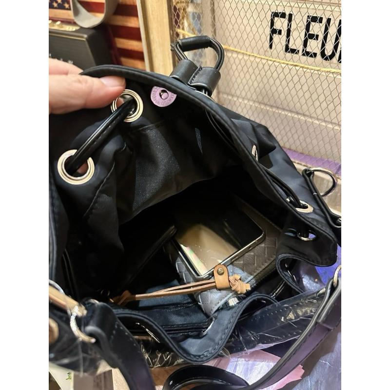 韓國🇰🇷空運～💜韓國尼龍斜背包～🔥質感尼龍縮口水桶包‼️～尼龍斜背包～水桶包-細節圖3