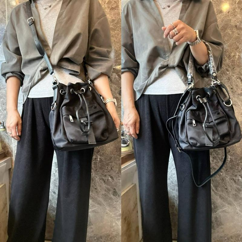 韓國🇰🇷空運～💜韓國尼龍斜背包～🔥質感尼龍縮口水桶包‼️～尼龍斜背包～水桶包-細節圖7