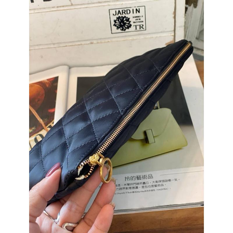 韓國🇰🇷空運～🔥現貨～💜韓國尼龍菱格包～🔥質感尼龍菱格化妝包～尼龍菱格紋拉鍊小包～尼龍-細節圖6