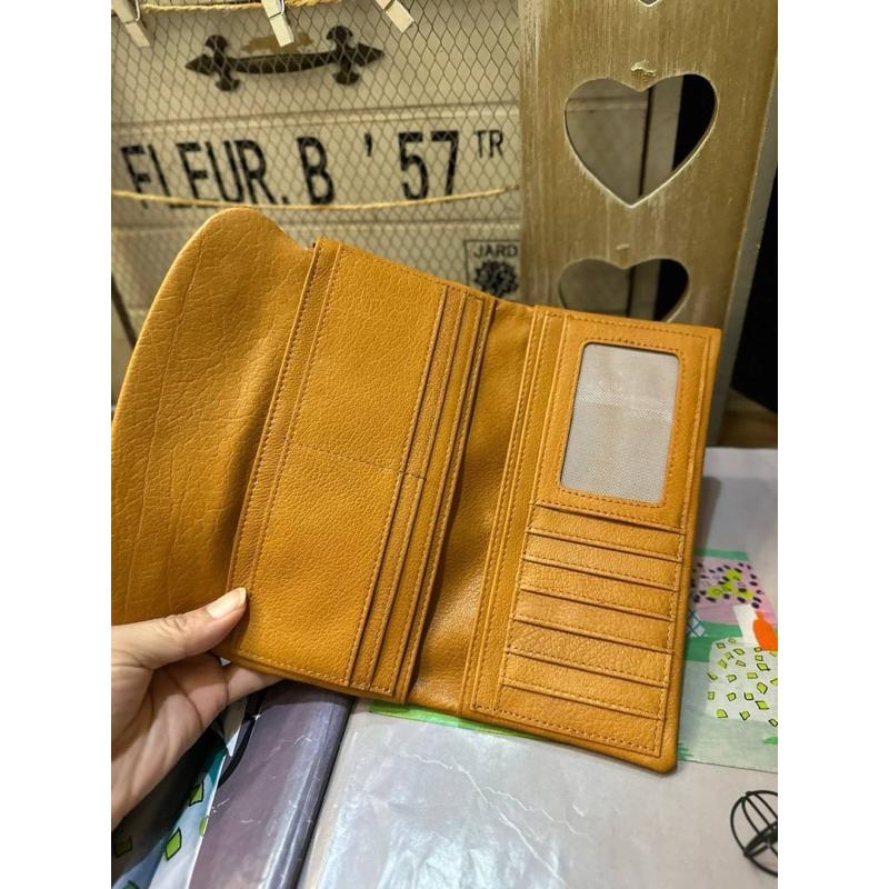 韓國🇰🇷空運～🔥現貨～💜韓國真皮長夾～🔥超美❤️‍🔥軟牛皮長夾‼️～牛皮翻蓋磁釦長夾～牛皮-細節圖5