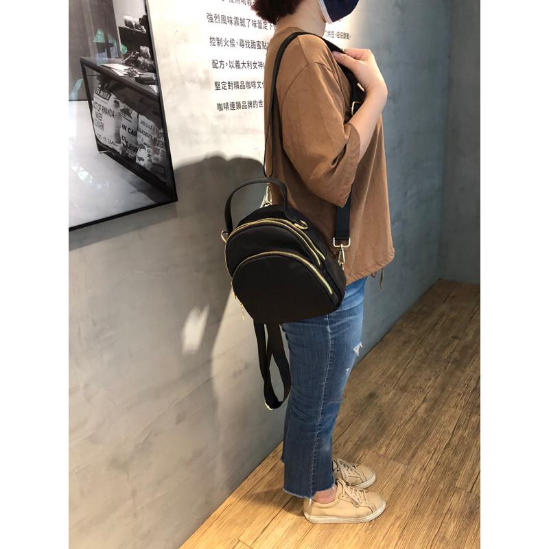 韓國🇰🇷空運～🔥現貨～💜韓國尼龍斜背包~🔥厚磅尼龍三個層三用包‼️～多格層斜背包～手提包、斜背包、後背包-細節圖9