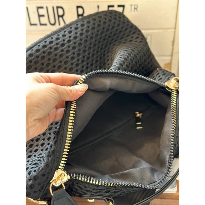 韓國🇰🇷空運～🔥現貨～💜韓國尼龍斜背包～🔥網狀手提半圓拉鍊斜背包‼️～旅行包～斜背包-細節圖7