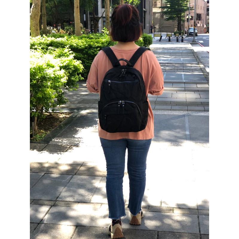 韓國🇰🇷空運～🔥現貨～💜韓國尼龍後背包～🔥強勢回歸‼️質感尼龍多格層空氣後背包‼️～尼龍多格層後背包～媽媽包～旅行包-細節圖3