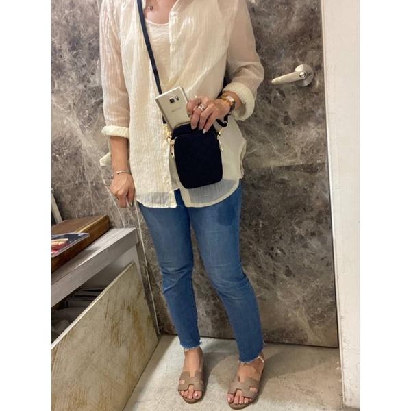 韓國🇰🇷空運～🔥現貨～💜韓國手提斜背包～🔥好評回歸‼️質感尼龍菱格紋手機包💜～手提包～多格層斜背包～手機包-細節圖4