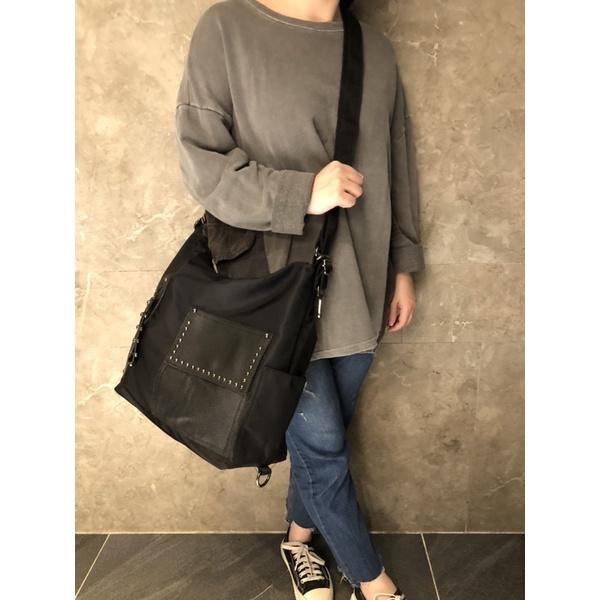 韓國🇰🇷空運～💜韓國尼龍後背包～🔥尼龍卯釘造型三用包‼️肩背、斜背、後背包～旅行包～媽媽包-細節圖4