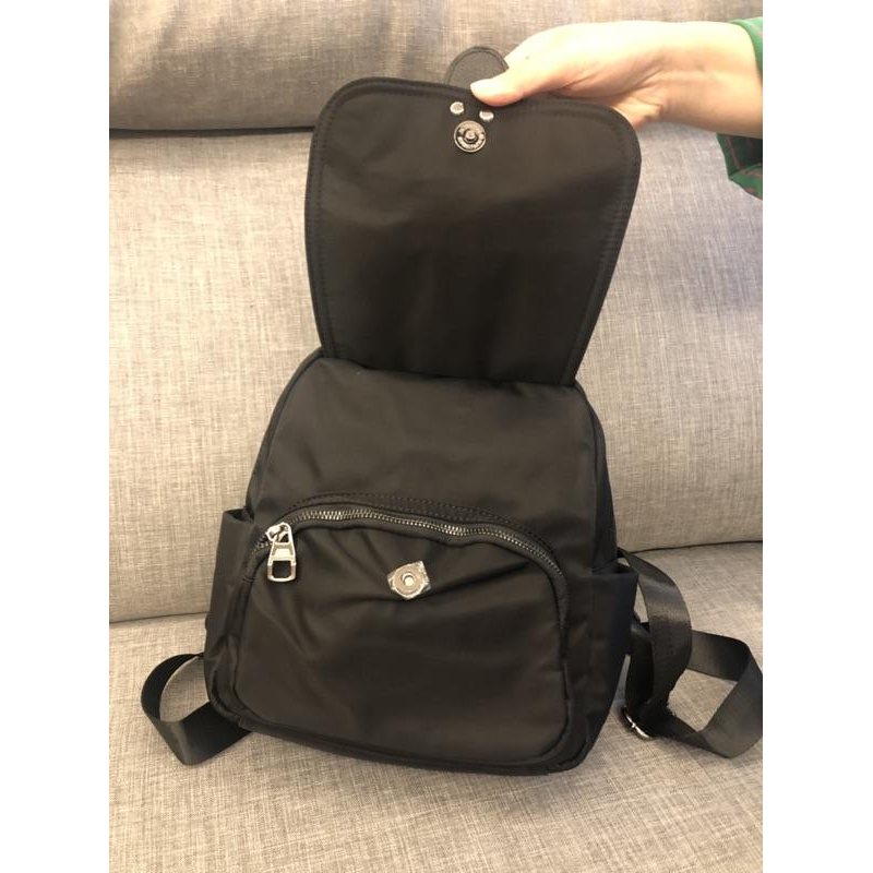 韓國🇰🇷空運～《🔥現貨♦免運‼️》 💜韓國尼龍後背包～💟質感配真皮後背包~旅行後背包～雙肩背包-細節圖3